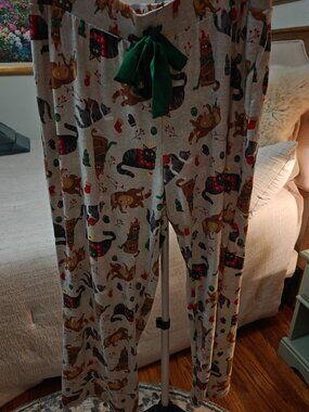 Santa's Treasures Christmas Cat Pajama Pants